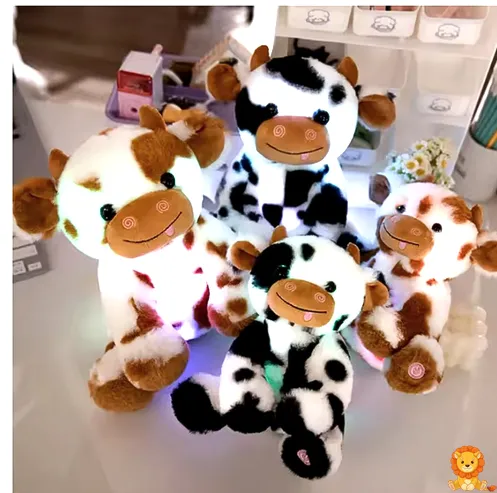 Veilleuse peluche adorable vache, disponible en marron et noir, en tailles S et M, avec une lumière douce et apaisante, parfaite pour les enfants. - View 5