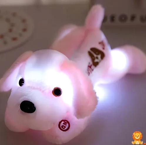 白くてふわふわのぬいぐるみ犬のナイトライト。優しい光を放ち、子供部屋に最適な安全な素材を使用。夜間の安心感と快適な睡眠を提供します。 - View 9