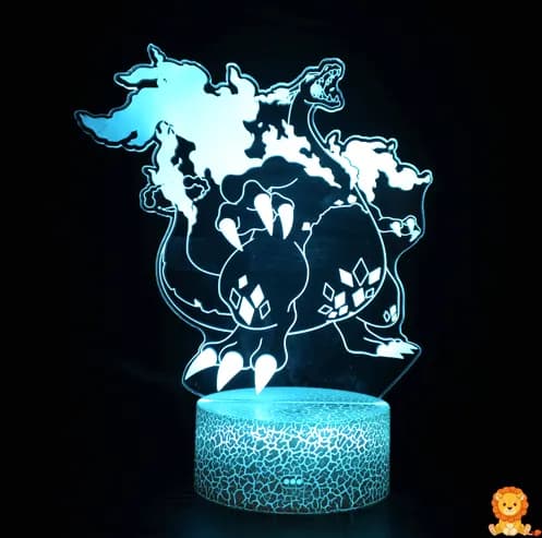 Pokémon Dracaufeu Dynamax Nachtlicht, das eine warme und beruhigende Atmosphäre schafft, ideal für Kinderzimmer und Pokémon-Fans. - View 2